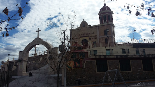 Parroquia del Santísimo Cristo del Ojo de Agua